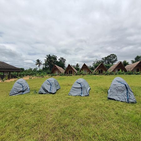 Hotel Tropical Hampi Zewnętrze zdjęcie