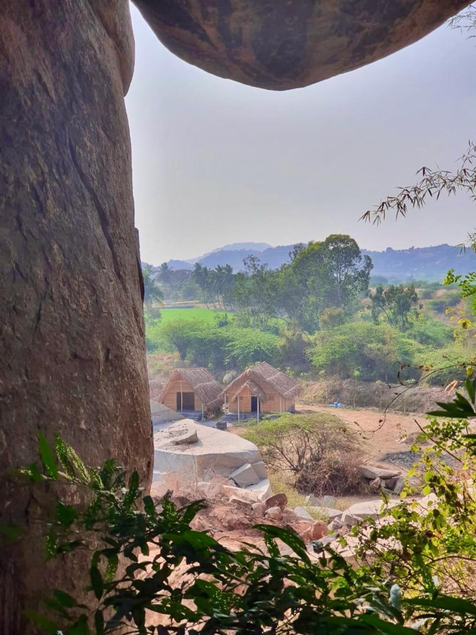 Hotel Tropical Hampi Zewnętrze zdjęcie