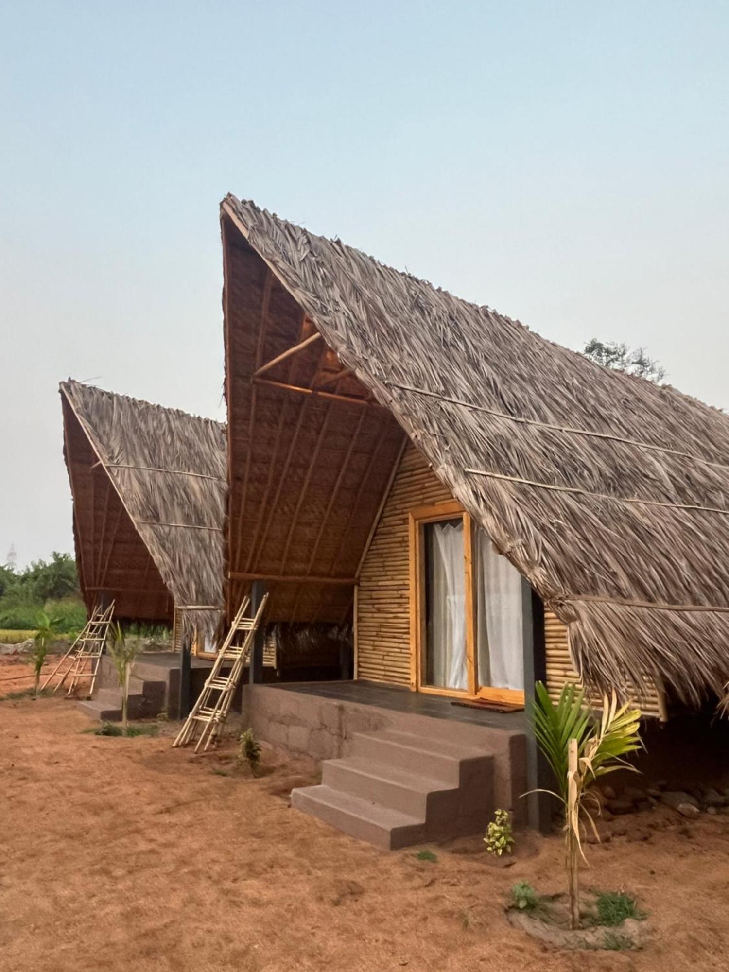 Hotel Tropical Hampi Zewnętrze zdjęcie