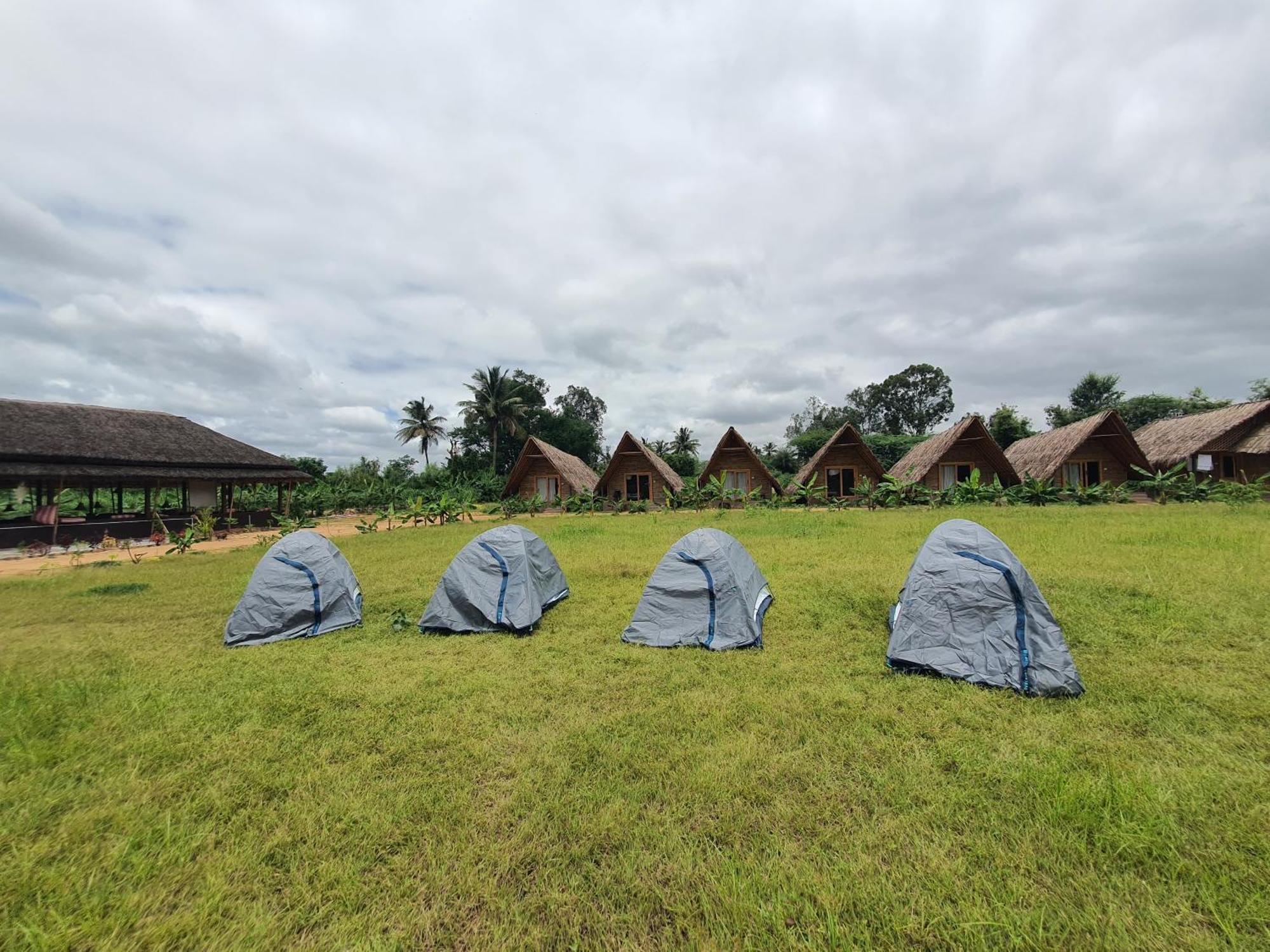 Hotel Tropical Hampi Zewnętrze zdjęcie